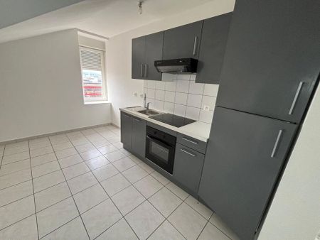 Appartement à louer 5 pièces 85.57m² - Photo 4