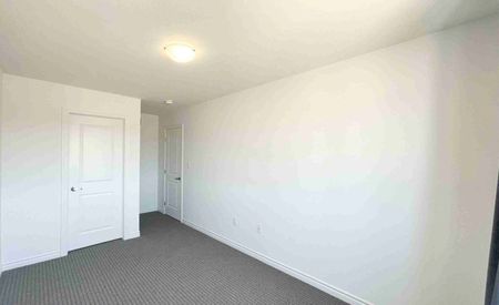 For Lease - 26 Bellhouse Avenue, Brantford, Ontario - Photo 5