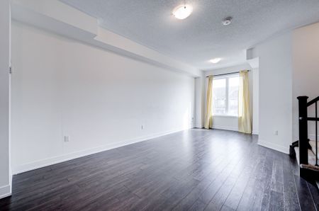 For Lease - 11 Donald Fleming Way, Whitby, Ontario - Photo 4