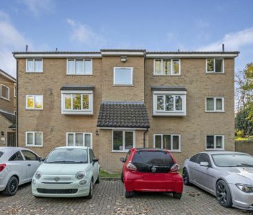 Cambridge Gardens - Photo 3