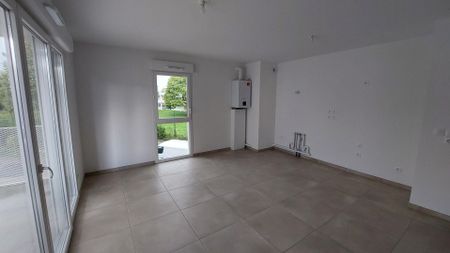 location Appartement T3 DE 58.4m² À SAINT EGREVE - Photo 3