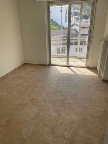 Vira Gambarogno, Attico 6,5 locali, ristrutturato e con vista lago - Foto 2