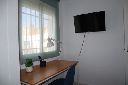 Calle Coimbra, Sevilla, Andalusia 41006 - Photo 5