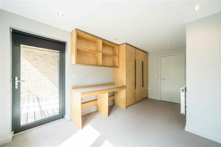 Cowley Road, Oval Quater, SW9 - Photo 3