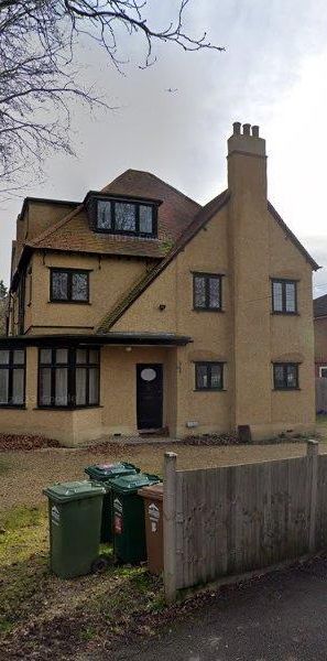 Green Lane, Shepperton TW17, London - Photo 1