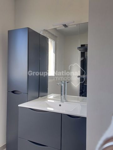 Appartement en Centre Ville de Berre L'etang 3 pièce(s) 63 m2 en 1er étage, - Photo 2