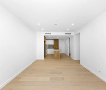 Modern Apartment in Vibrant Parkes Hub - Photo 4