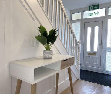1 bedroom in a house share to rent - Photo 4