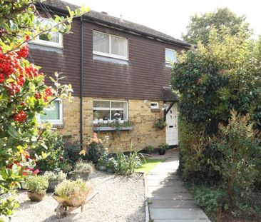 Queendale Court, Woking - Photo 5