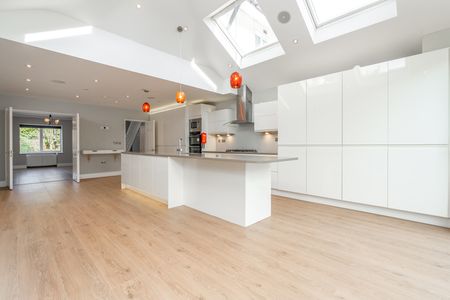 Orpen Green, Blackrock, Co. Dublin, A94 C2D3 - Photo 4