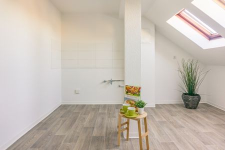 Wunderschöne Dachgeschosswohnung mit viel Platz zum Entfalten - Photo 5