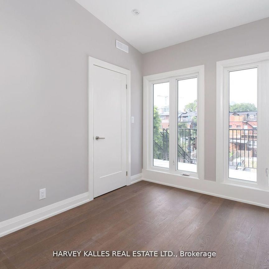 For Lease - 24 Sullivan Street Unit# 4 (3rd Floor), Toronto, Ontario - Photo 1