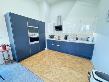 2 bedroom apartment to rent - Photo 4