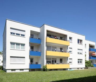 Modernisierte 4-Zi-Wohnung mit Balkon! - Foto 2