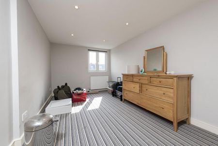 5 bedroom property to rent - Photo 4