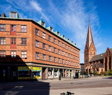 Djäknegatan 1 - Photo 1