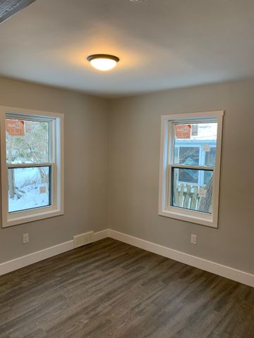 For Lease - 160 Toronto Street Unit# Main, Barrie, Ontario - Photo 5