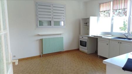 4 pièces - 95 m² - RDC - Colocation non autorisée - Photo 2