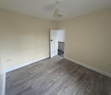 15 Kirklowe Drive, Upper Lisburn Road, Belfast, BT10 0LP - Photo 4