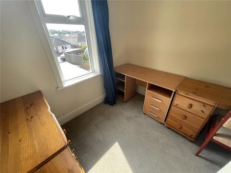 4 bedroom detached house to rent - Photo 4