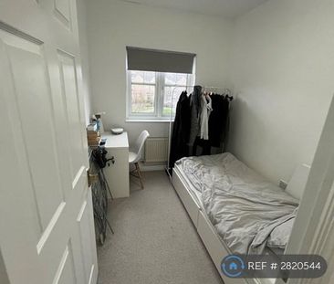 2 bedroom flat to rent - Photo 5