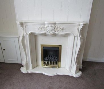 2 bedroom terraced house to rent - Photo 2