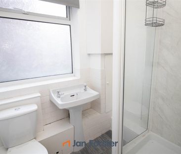 2 Bedroom Flat - Ground Floor - Photo 6