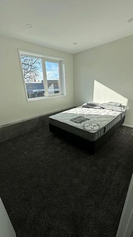 Furnished Immaculate Apartment - Photo 5