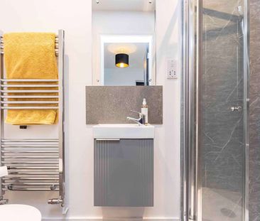 6 x Modern Double En-Suite Furnished Rooms - Photo 3