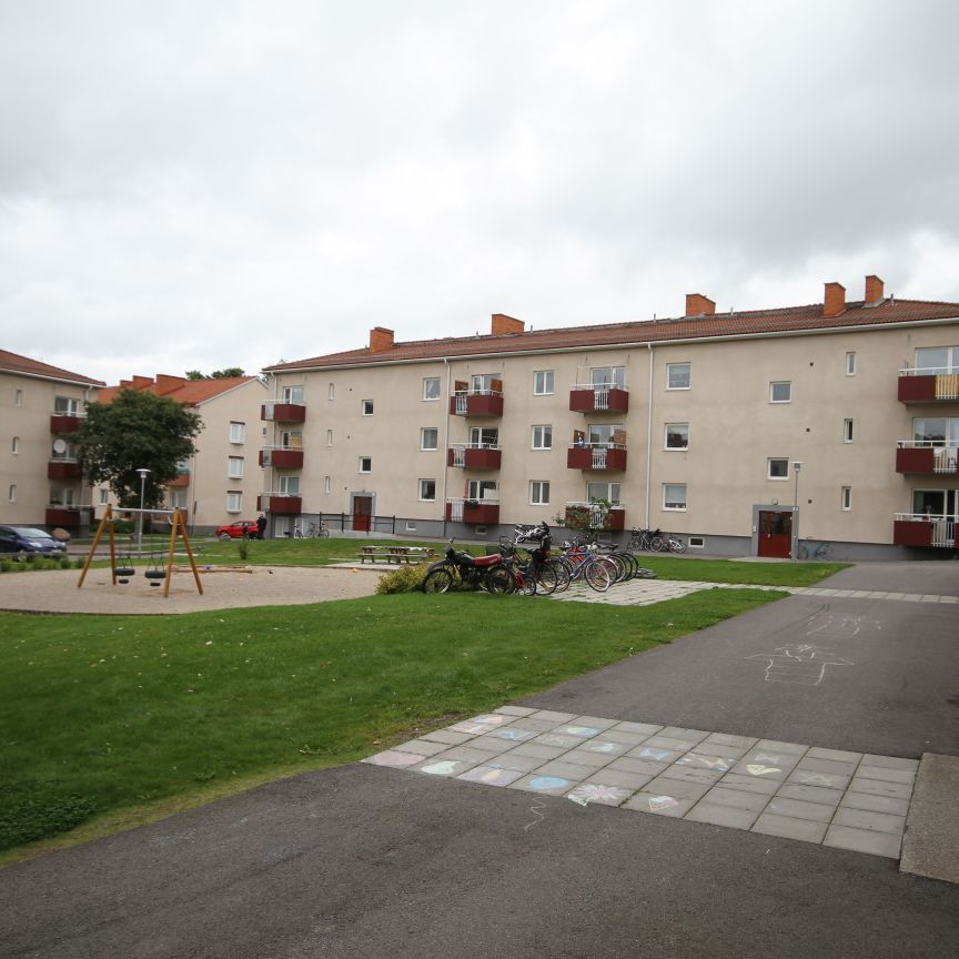 Hökgatan, Eskilstuna - Photo 1