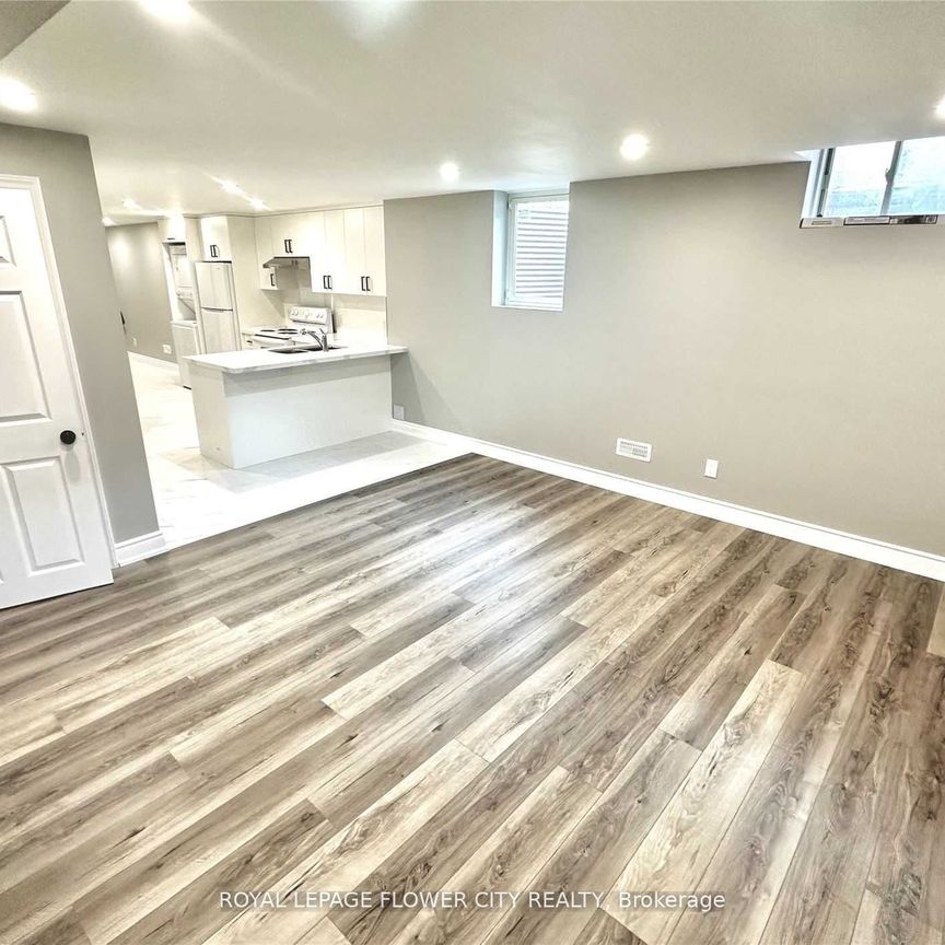 For Lease - 41 Paisley Green Avenue, Caledon, Ontario - Photo 1