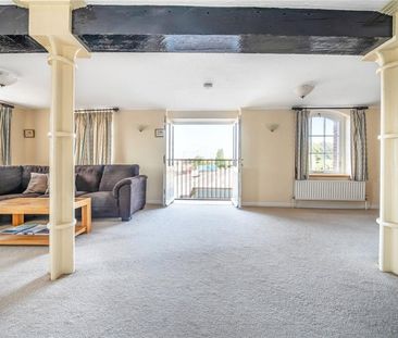 4 bedroom apartment to rent Porters House, Town Quay, Southampton, SO14 - Photo 3