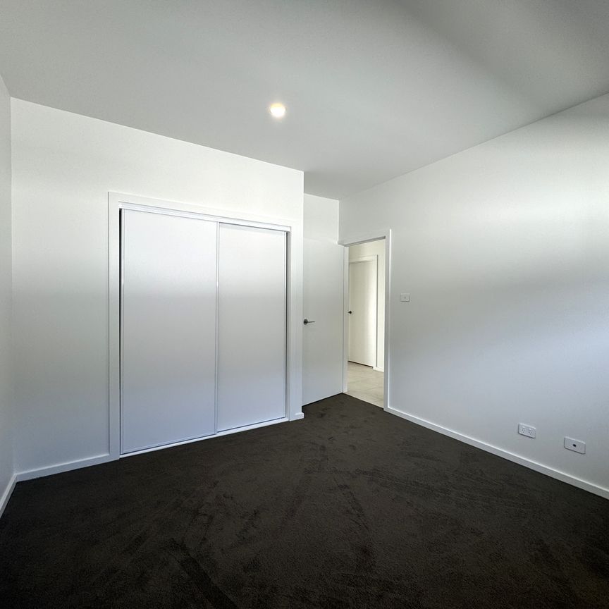 Brand New Townhouse In Centre of Mayfield - Photo 1