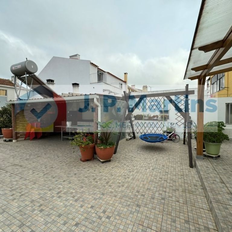 3 room luxury House for rent in Almada, Portugal - Photo 1