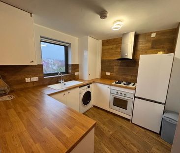 Apt 24, 9 Brown Square, BT13, Belfast - Photo 6