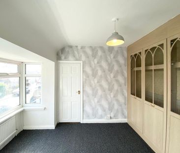 3 bedroom terraced house to rent - Photo 2