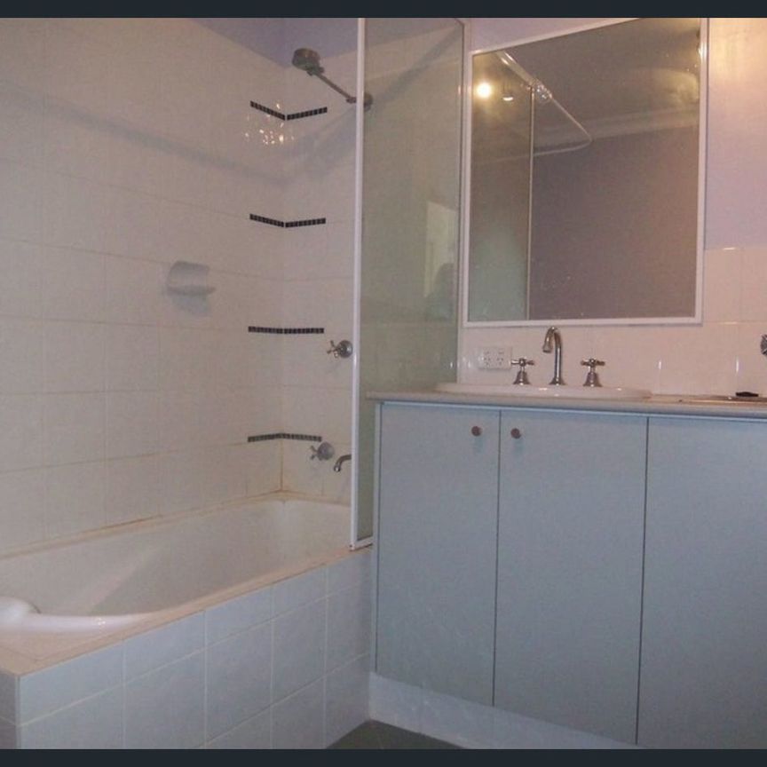 19/7 Bronte Street, East Perth, WA 6004 - Photo 1