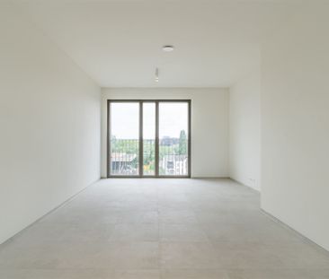 Prachtig appartement met 2 slaapkamers en terras. - Photo 2