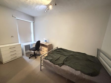2 Regent Terrace, Leeds, LS6 1NP - Photo 5