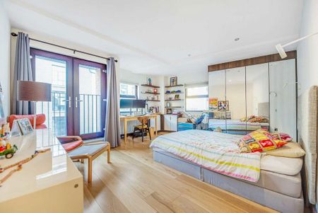 4 bedroom flat to rent - Photo 3