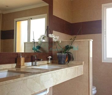 Penthouse for rent in Estepona - Photo 6