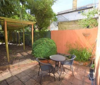 Wincheap, Canterbury - Photo 1