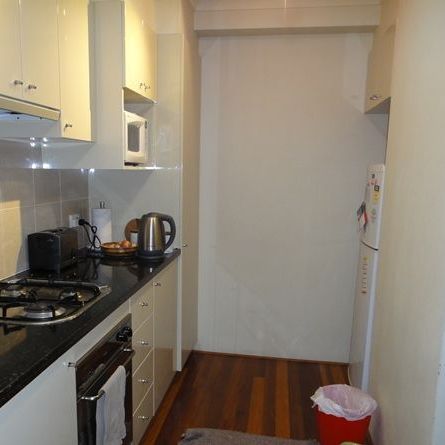 TWO BED UNIT IN THE HEART OF CHATSWOOD - Photo 2