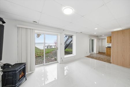 For Lease - 2999 Lakeside Drive, Severn, Ontario - Photo 4