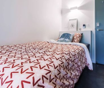 4 Bedroom Apartment - Photo 5