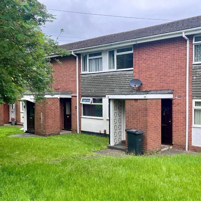 2 bedroom maisonette to rent - Photo 1