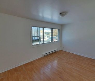 Renting two apartments in Brossard rue Anthony 5540 ( monthly rent ... - Photo 4
