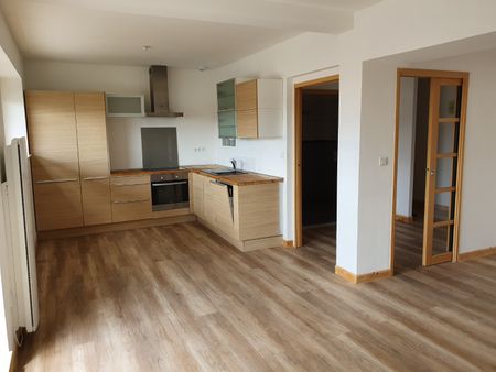 Location Appartement 3 pièces 73m² LENS 62300 - Photo 2