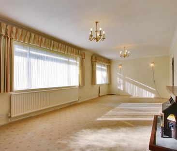 4 bedroom House To Let - Photo 4