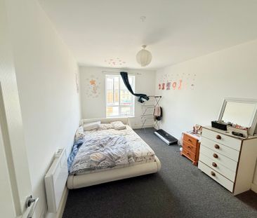 Newton Road, Yeovil, Somerset - Photo 3